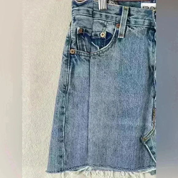 EB Denim Mini Skirt Light Wash Reclaimed Levi's Women's XS - Picture 3 of 13